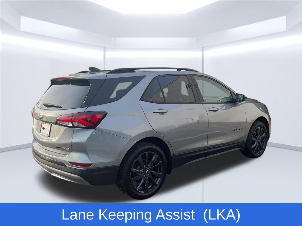 Used 2023 Chevrolet Equinox RS w/ LPO, Floor Liner Package AWD/4WD image 6