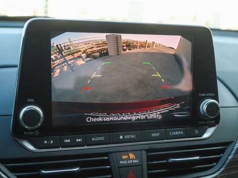 Used 2022 Nissan Altima 2.5 SL image 37