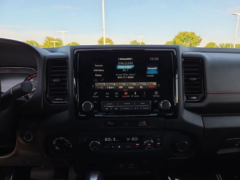 Used 2023 Nissan Frontier PRO-4X w/ Tow Package AWD/4WD image 24