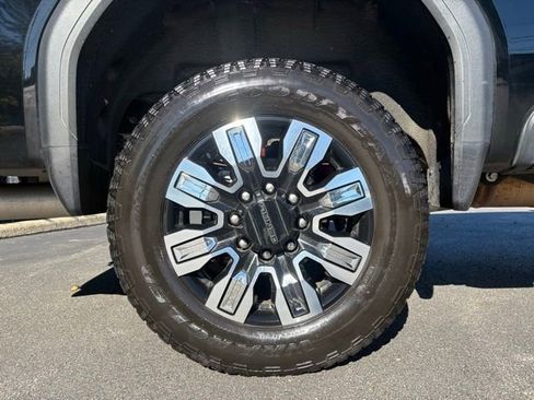 Certified 2024 GMC Sierra 2500 Denali w/ Denali Reserve Package image 16