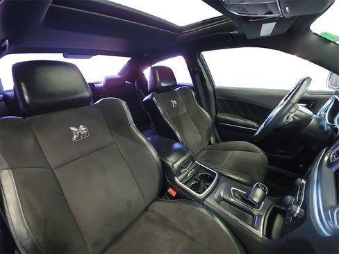 Used 2017 Dodge Charger R/T Scat Pack w/ Technology Group image 14