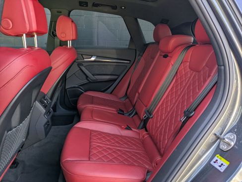 Used 2023 Audi SQ5 Premium Plus w/ Premium Plus Package image 24