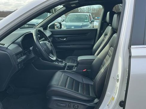 Used 2025 Honda CR-V Sport-L image 9
