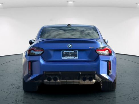 Used 2025 BMW M2 w/ Lighting Package image 6