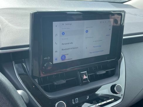 Used 2024 Toyota Corolla LE image 5