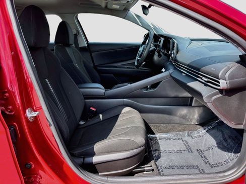 Used 2021 Hyundai Elantra SEL FWD image 29