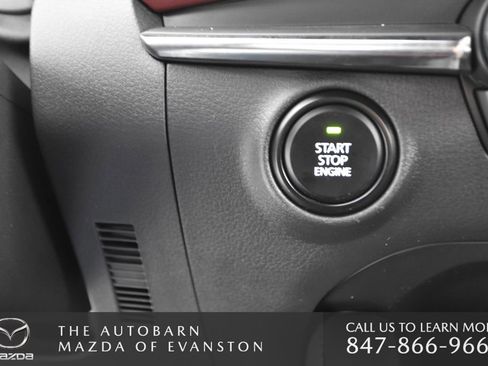 Certified 2025 MAZDA MAZDA3 2.5 S Hatchback w/ Premium Pkg image 38