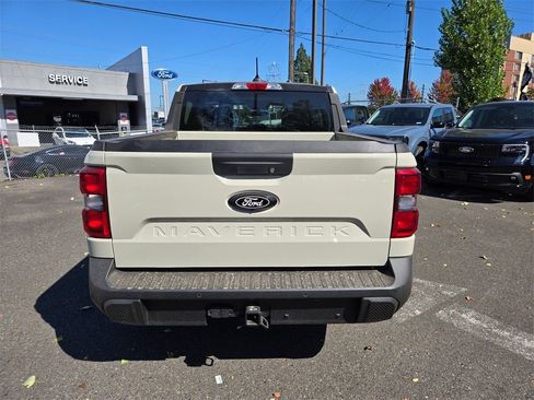 New 2025 Ford Maverick XLT w/ XLT Luxury Package image 6