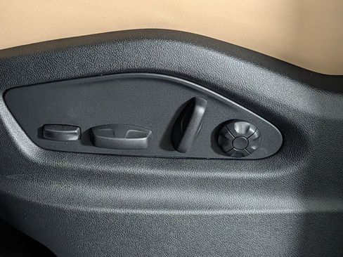 New 2026 Porsche Cayenne Coupe image 29