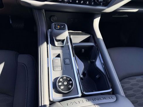 New 2026 Nissan Pathfinder SV image 22