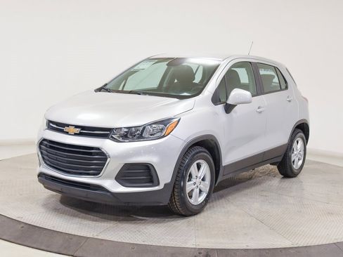 Used 2021 Chevrolet Trax LS image 6