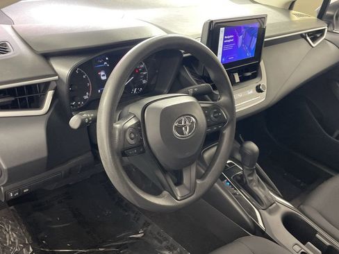 Used 2024 Toyota Corolla LE image 11