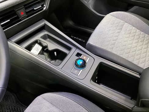 New 2026 Volkswagen Tiguan S image 10