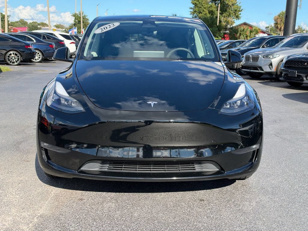 Used 2022 Tesla Model Y Long Range AWD/4WD image 2