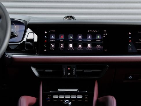 New 2026 Porsche Cayenne Turbo image 23