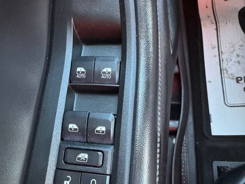 Used 2021 Jeep Grand Cherokee L Limited AWD/4WD image 25