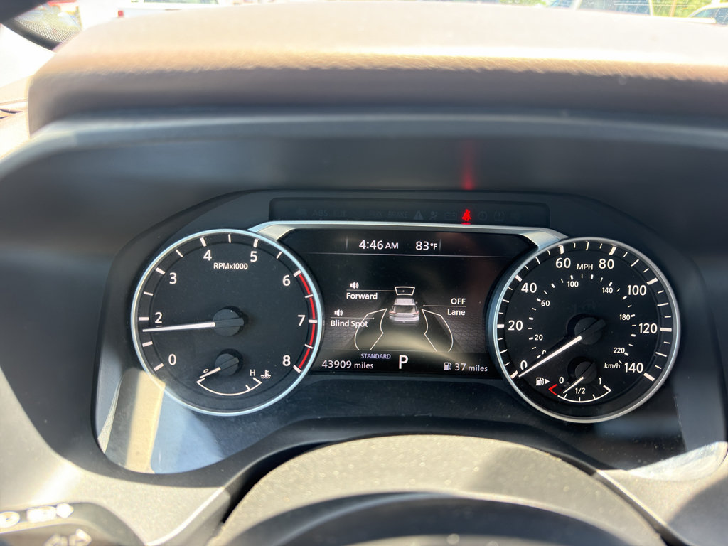 Used 2023 Nissan Rogue SV FWD image 18