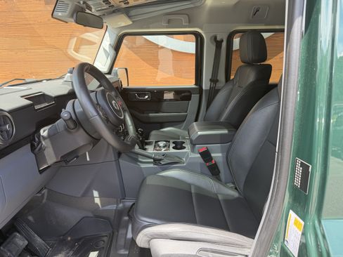 Used 2024 INEOS Grenadier AWD/4WD image 2