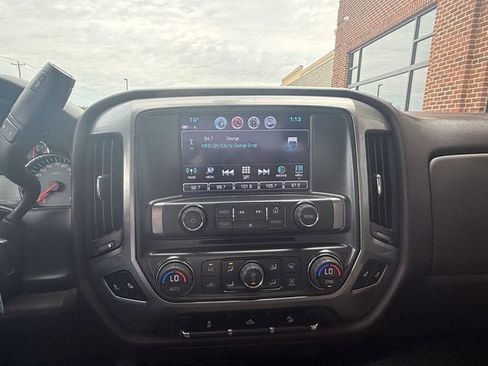 Used 2017 Chevrolet Silverado 1500 LT w/ All Star Edition AWD/4WD image 25