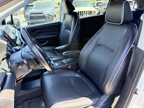 Used 2022 Honda Odyssey Elite image 21
