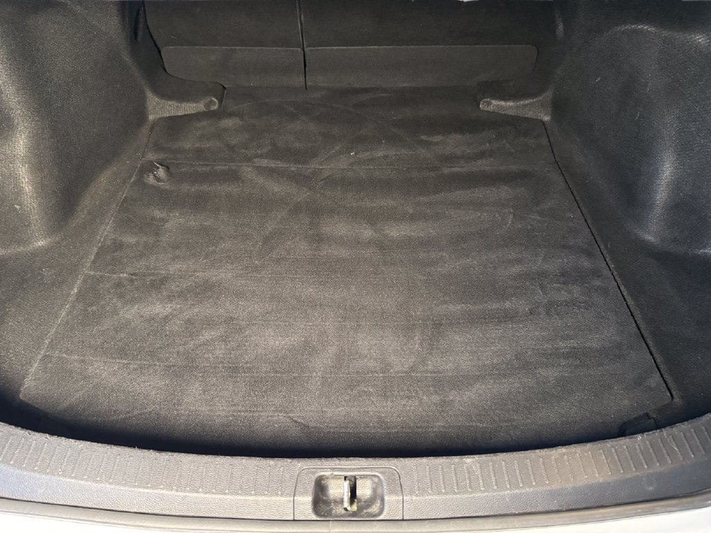 Used 2021 Toyota Corolla LE FWD image 21