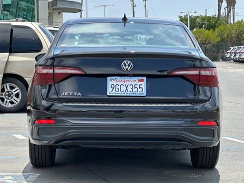 Used 2023 Volkswagen Jetta Sport FWD image 5
