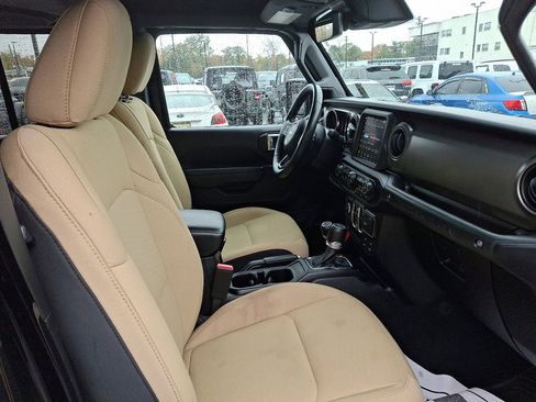 Certified 2022 Jeep Wrangler Unlimited Sport image 11