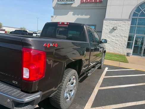 Used 2018 Chevrolet Silverado 1500 LTZ w/ Sport Package AWD/4WD image 5