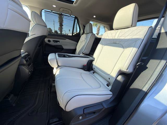 Used 2026 Honda Pilot Elite image 12