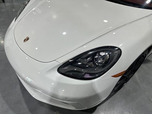 Used 2017 Porsche 718 Boxster RWD image 15