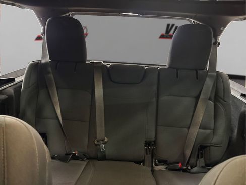 Used 2022 Jeep Wrangler Unlimited Sport image 16