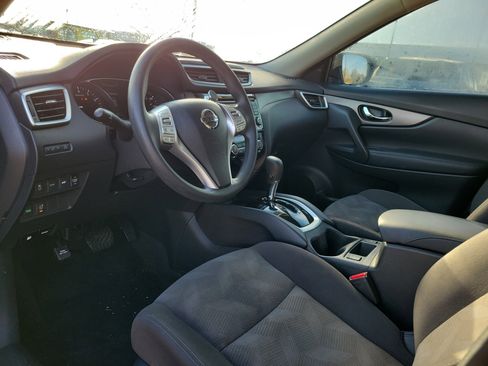 Used 2016 Nissan Rogue SV w/ SV Premium Package image 20