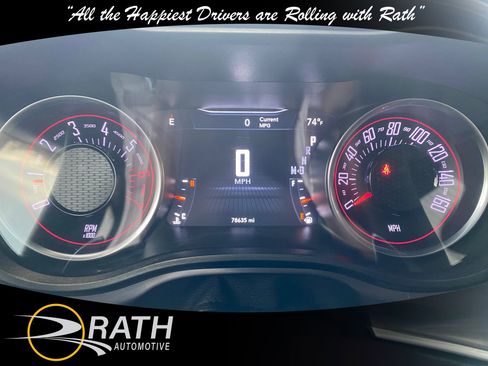 Used 2020 Dodge Challenger R/T image 13