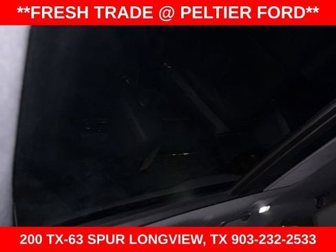 Used 2017 Jaguar F-PACE Premium image 14