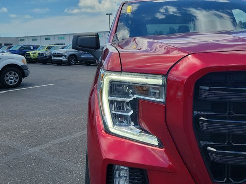 Used 2021 GMC Sierra 1500 Elevation AWD/4WD image 7