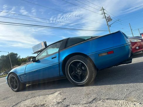 Used 1994 Chevrolet Corvette Coupe RWD image 4