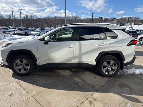 Used 2024 Toyota RAV4 XLE image 4