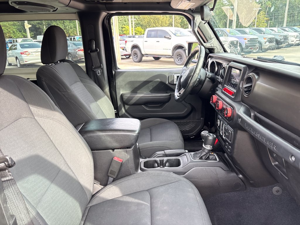 Used 2019 Jeep Wrangler Sport AWD/4WD image 27