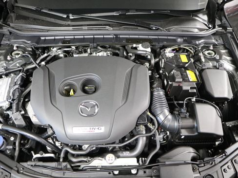 New 2026 MAZDA MAZDA3 Hatchback w/Premium Plus Pkg image 10