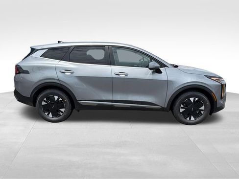 New 2026 Kia Sportage LX FWD image 8
