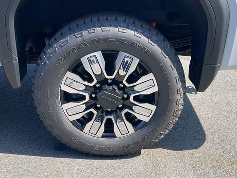 New 2026 GMC Sierra 2500 Denali image 15