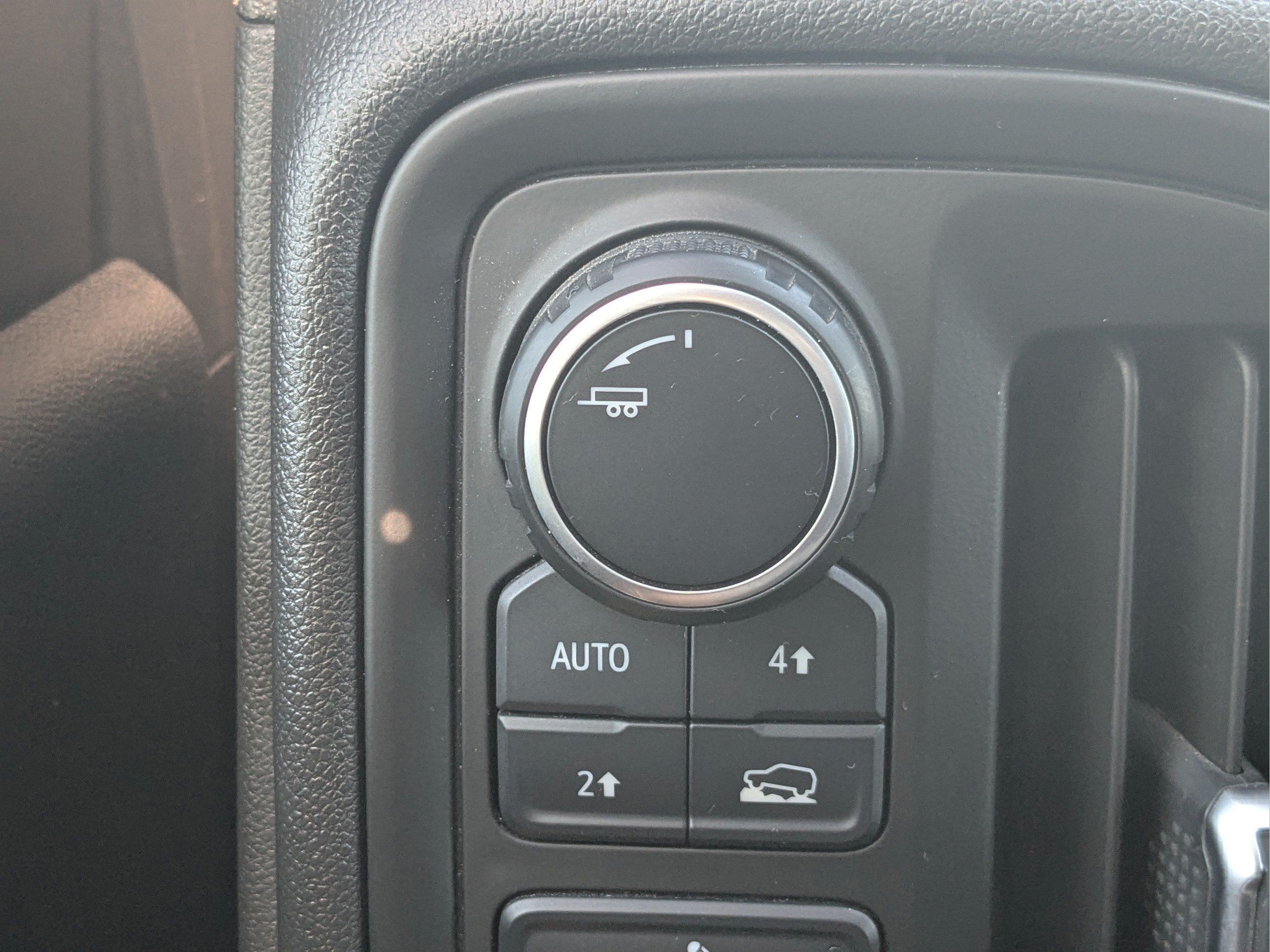 Used 2021 Chevrolet Silverado 1500 Custom AWD/4WD image 17