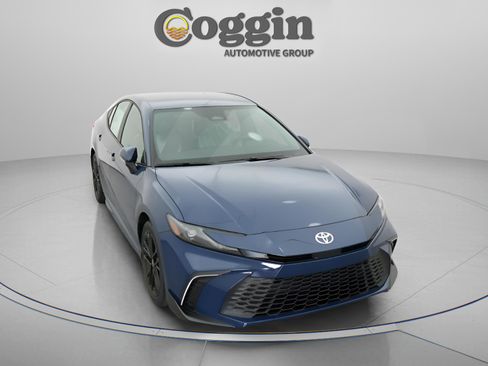 New 2026 Toyota Camry SE FWD image 27