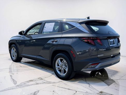 Used 2026 Hyundai Tucson SE FWD image 3