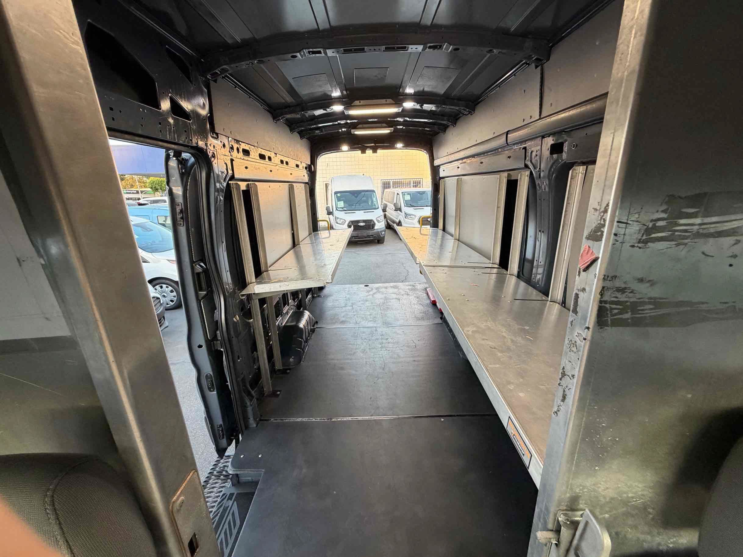 Used 2019 Ford Transit 250 148 High Roof Extended RWD image 9