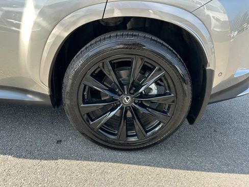 Used 2025 Lexus NX 450h+ F Sport AWD/4WD image 38