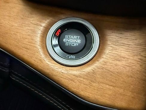 Used 2023 Jeep Grand Cherokee Summit image 26