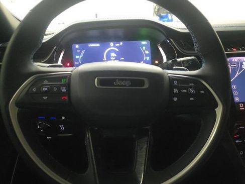 Used 2022 Jeep Grand Cherokee Trailhawk image 29