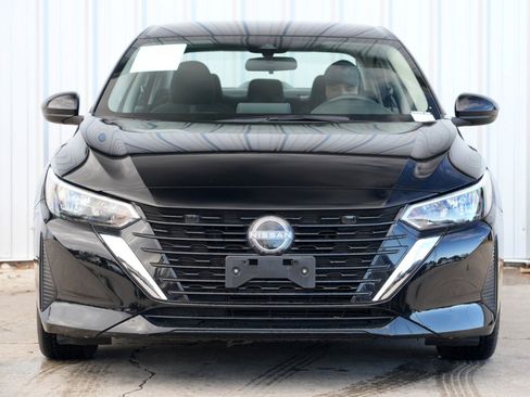 Used 2024 Nissan Sentra SV image 6