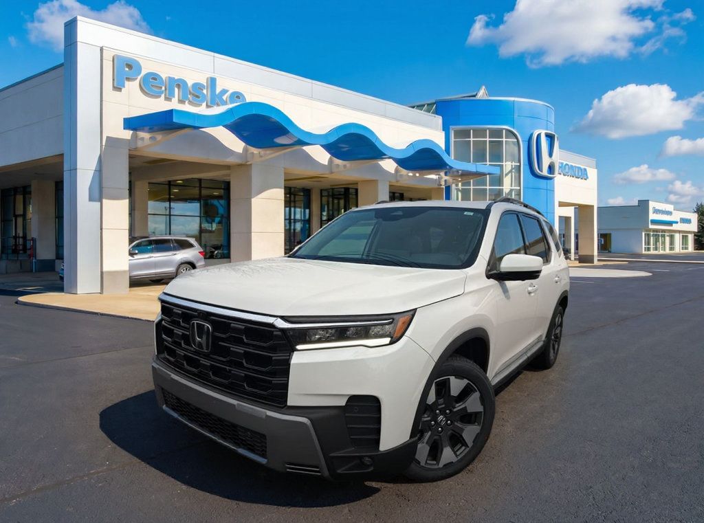 New 2026 Honda Pilot Touring image 1